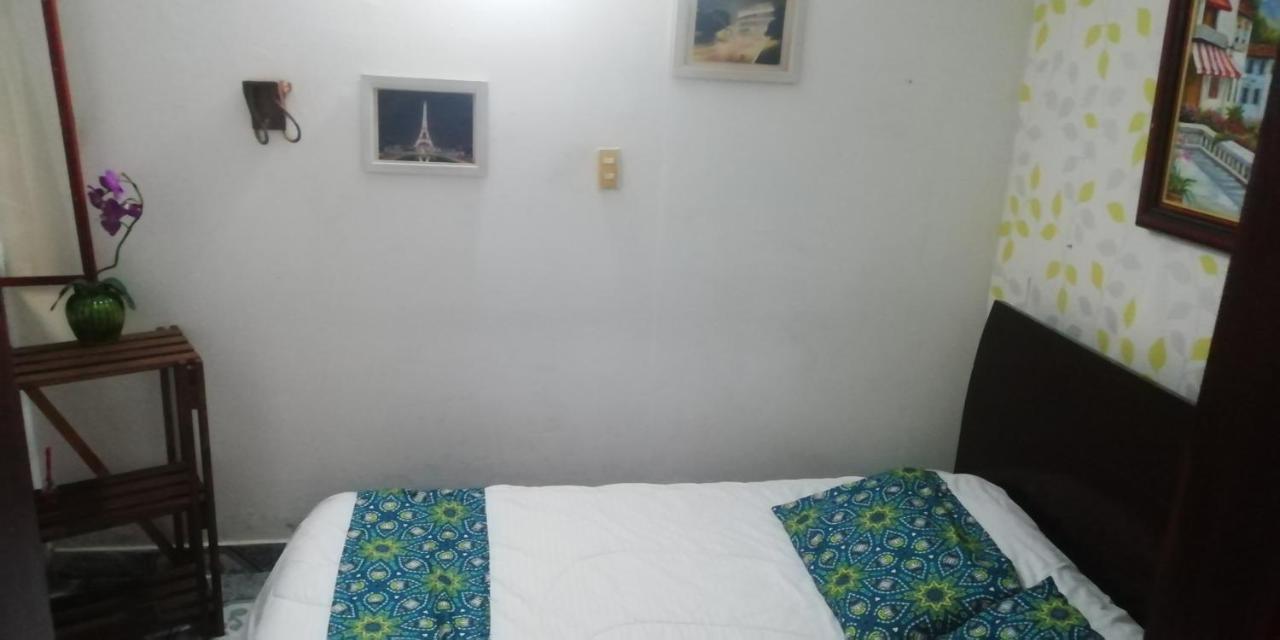 Hostal Caminos De Suesca Hotel Bagian luar foto